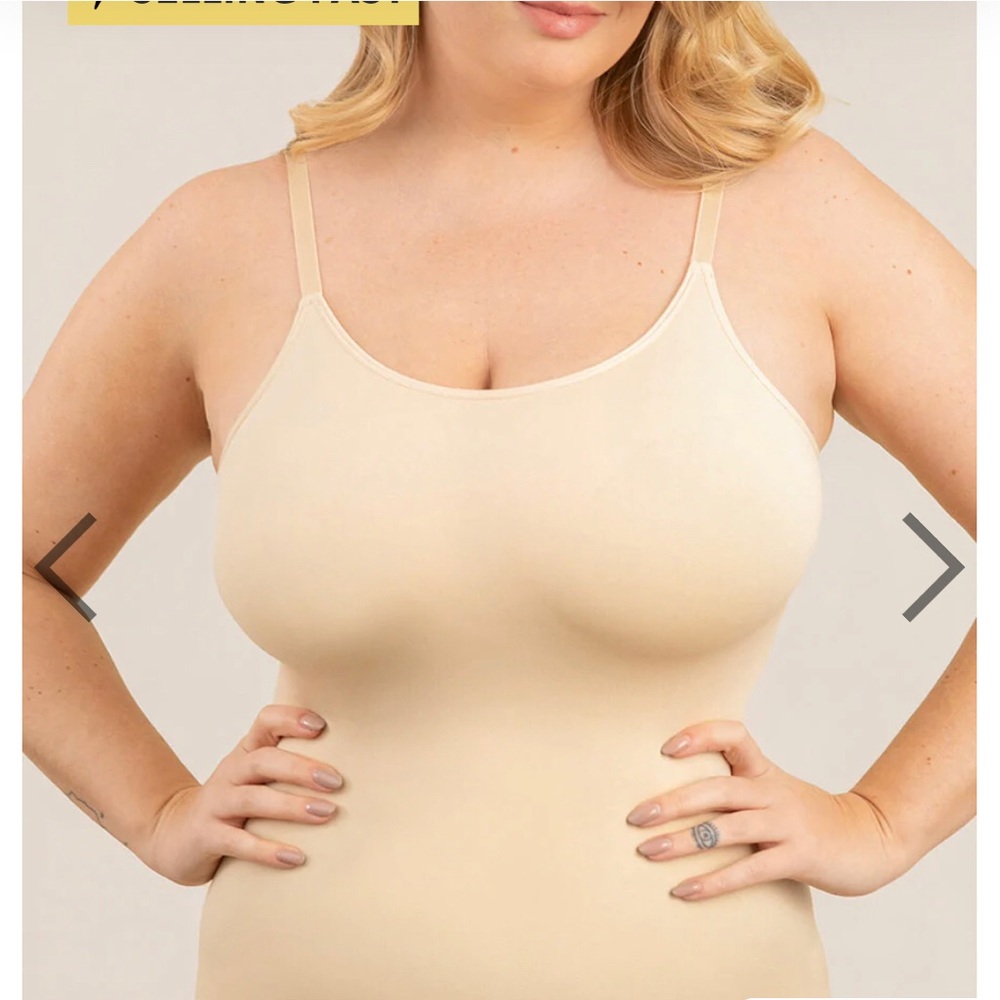Shapermint Scoop Neck Cami